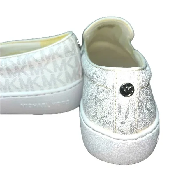 MICHAEL Michael Kors Teddi Signature Logo Slip-On Sneaker,Bright White,Size 6.5M
