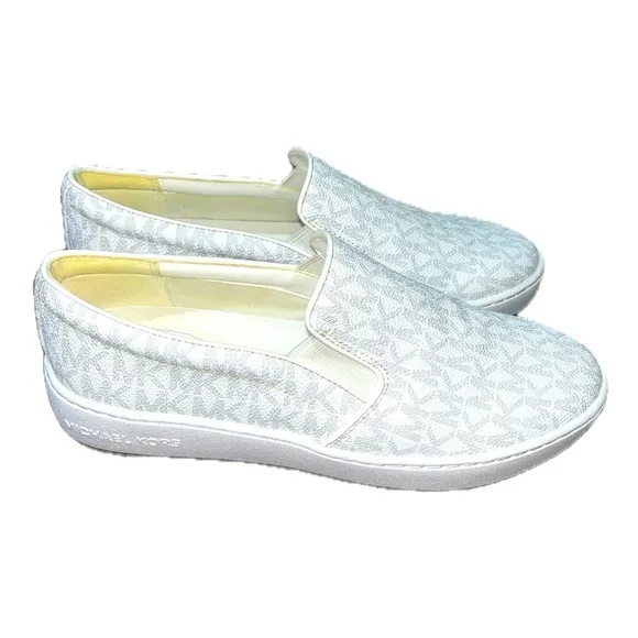 MICHAEL Michael Kors Teddi Signature Logo Slip-On Sneaker,Bright White,Size 6.5M