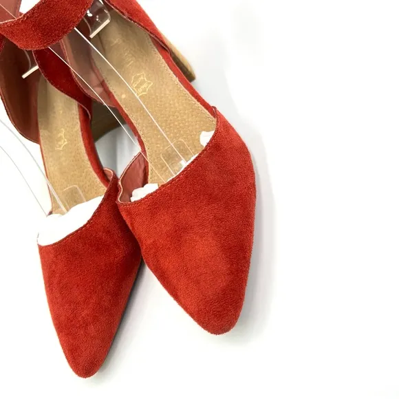 Mi.iM Womens Faux Red Suede D'Orsay Block Heel Western Buckle Heels Shoes 8
