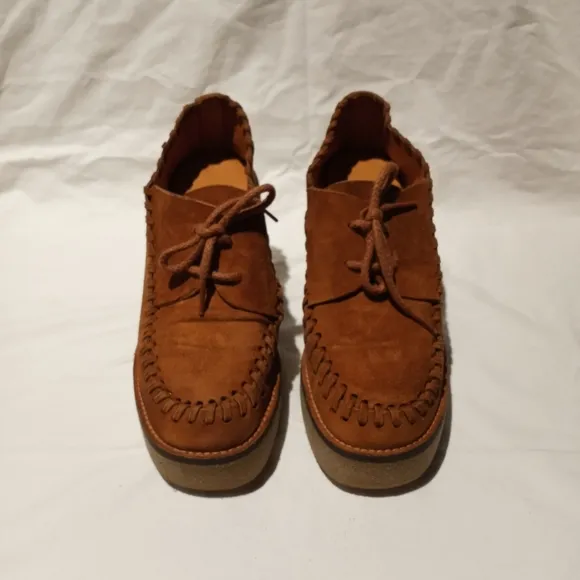 MIISTA Cognac Suede Heeled Platform Oxfords w/Whip Stitching Detail Gum …