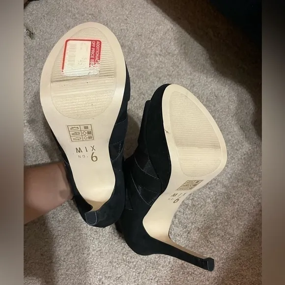 Mix No. 6 Black Open Toe Heels size 8.5