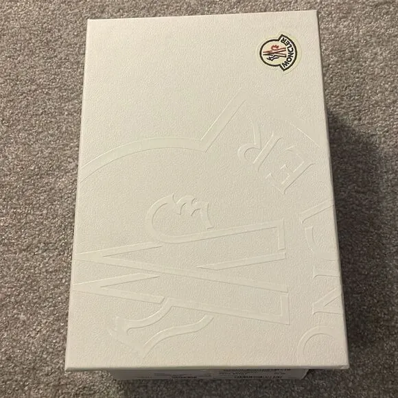 Moncler NIB Kids' Basile Slide SandalUS Little Kids Size 1,