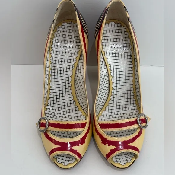 Moschino Cheap and Chic Baby Open Toe Pumps in Ivory Scribble Crayon Red -7