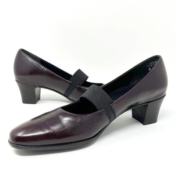 Munro Danielle Leather Pump. Chunky Low Block Heels. Dark Brown. Size  8