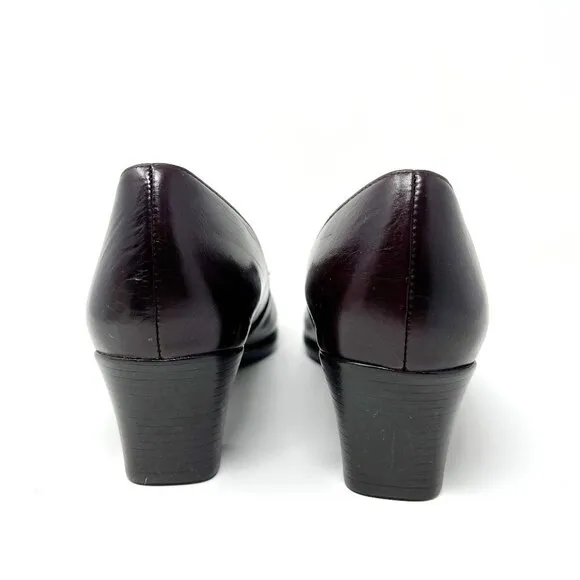 Munro Danielle Leather Pump. Chunky Low Block Heels. Dark Brown. Size  8
