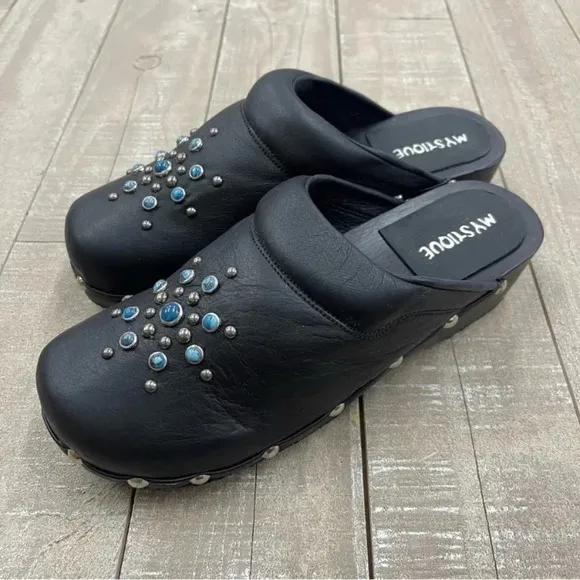 Mystique Boutique Leather and Jeweled Clogs Size 6