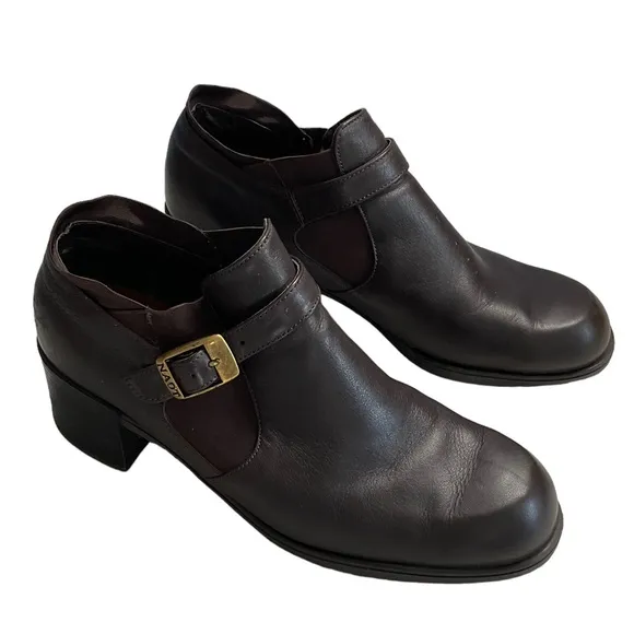 Naot Brown Leather Stacked Heel Slip On Buckle Shoe Ankle Booties  Size 40/9