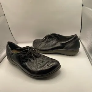 NAOT Dark Brown Leather Lace-Up Shoe Oxfords EUR 38 / US Women's 7 US Leaf Laces