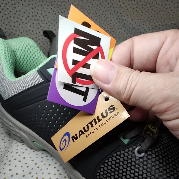 Nautilus Women's Zephyr Safety Toe Athletic Safety Shoes N1355 Gray/Mint Sz 11W
