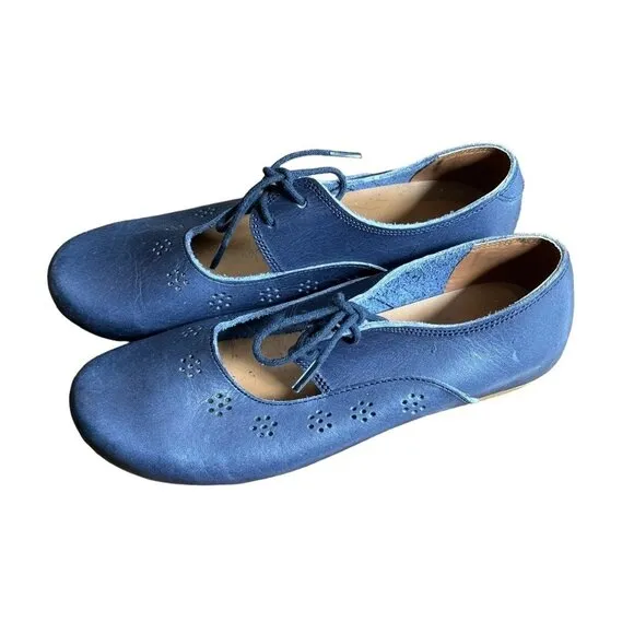 NEW Adelisa &amp; Co Navy Sol Oxford Flats Sz 32