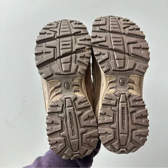 New Balance 606 trail hiking shoes women's 9.5