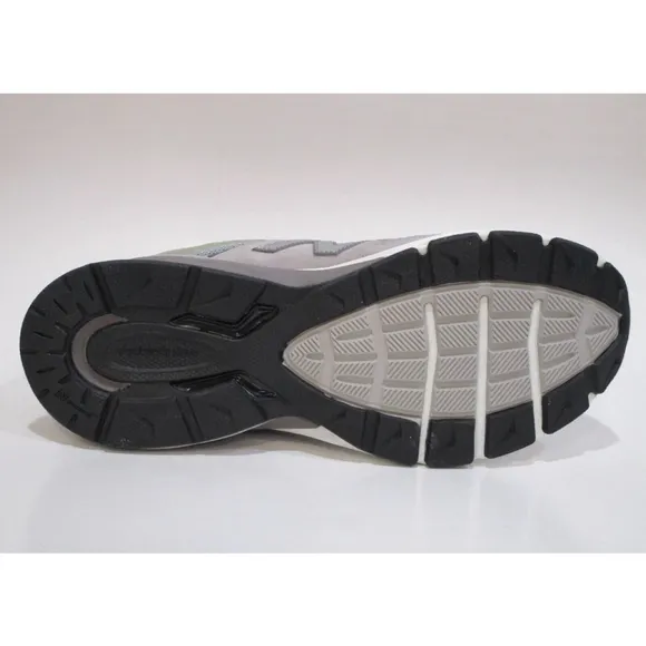 New Balance Big Kid's 990v5 Sneaker Shoes, Sz 5.5y
