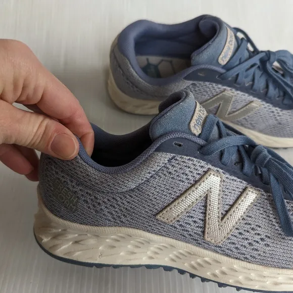NEW BALANCE Fresh Foam Waris Lightweight running shoes women's 7.5