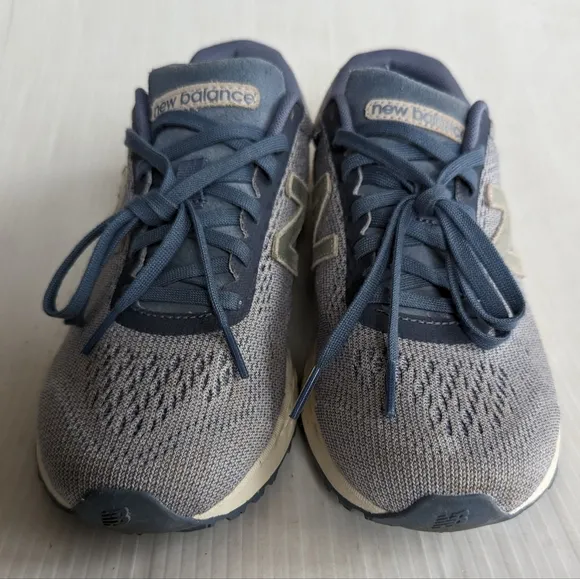 NEW BALANCE Fresh Foam Waris Lightweight running shoes women's 7.5
