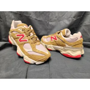New Balance Girls 9060 Sneakers GC9060VD Beige Pink Size 6.5 NEW NO BOX!