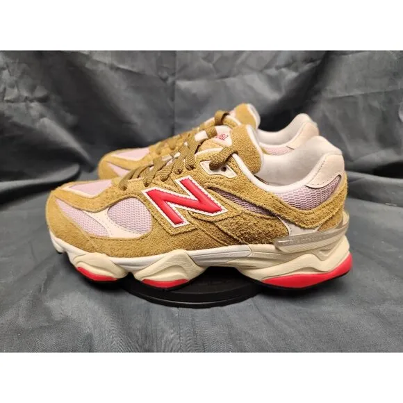 New Balance Girls 9060 Sneakers GC9060VD Beige Pink Size 6.5 NEW NO BOX!