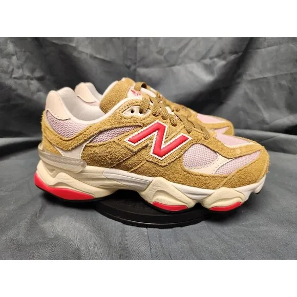 New Balance Girls 9060 Sneakers GC9060VD Beige Pink Size 6.5 NEW NO BOX!