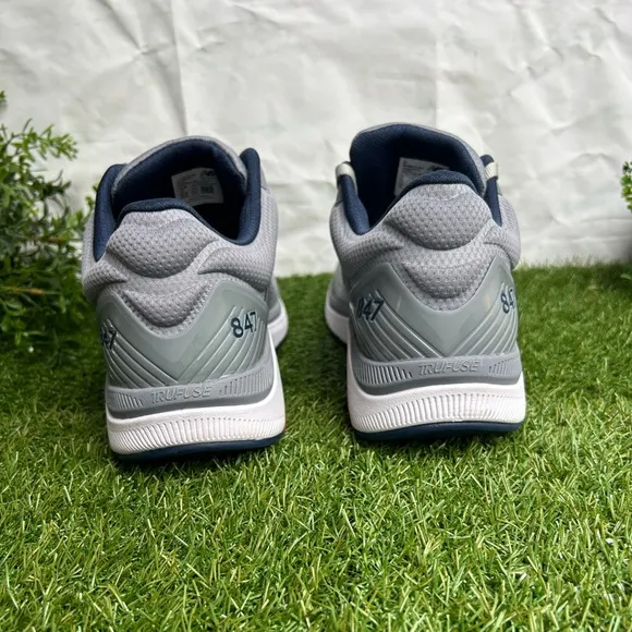 New Balance MEN 847 V4 WALKINGSHOE Silver (Silver Mink/Gunmetal)$150 Sz 10.5D