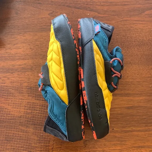 New Balance Men's Caravan Moc V2 Slip-On Comfort Shoes Quilted Yellow Blue SZ 8