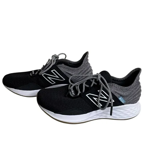 New Balance sz 8 Wide Black Gray Women Fresh Foam Roav Running Athletic Sneaker