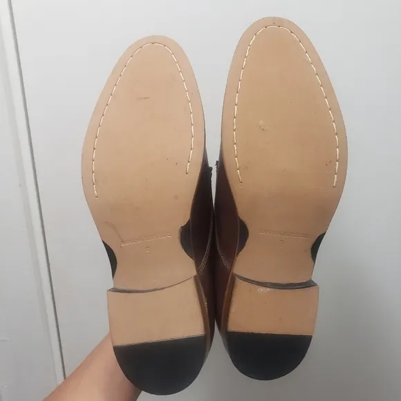 NEW Banana Republic Brown Leather Lace-up Oxfords Derbys size 9