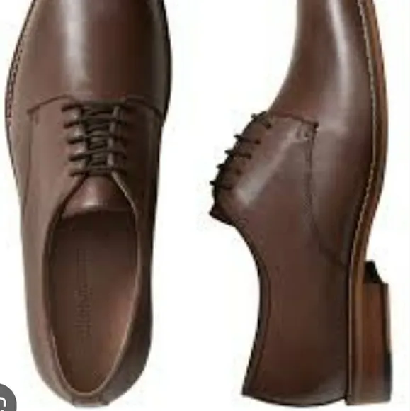 NEW Banana Republic Brown Leather Lace-up Oxfords Derbys size 9