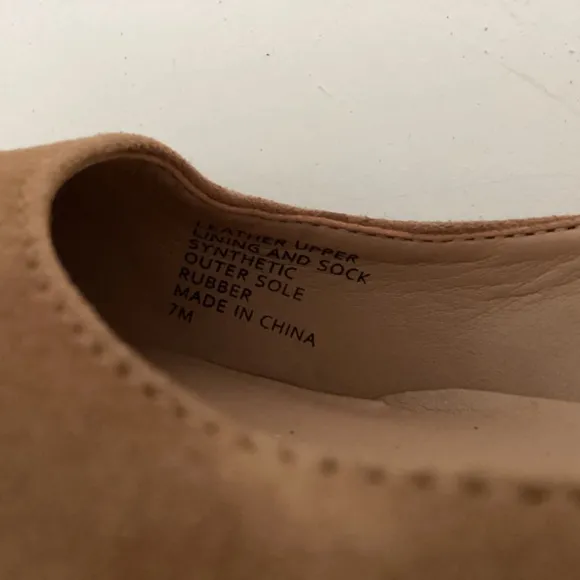 NEW Banana Republic Womens Tan Suede Block Heels Pumps Sz 7 Round Toe Career