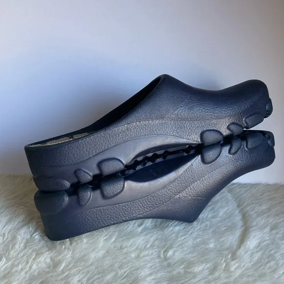 NEW Birkenstock Professional Slip Resistant Work Clogs Navy Blue Slip On Size 10