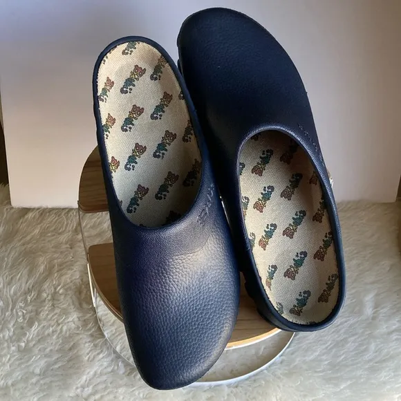 NEW Birkenstock Professional Slip Resistant Work Clogs Navy Blue Slip On Size 10