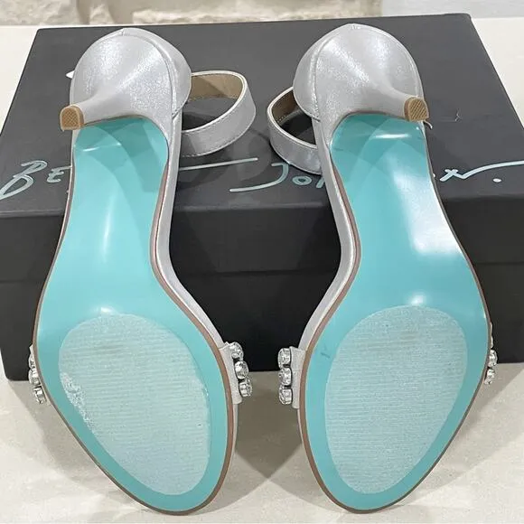NEW Blue by Betsey Johnson Erin Stiletto Heels Rhinestone Toe Strap Silver 7