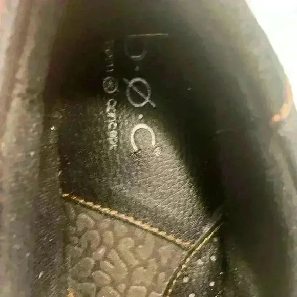 New BOC Born Concept Clogs size 11 slip ons leather, upper balance man made