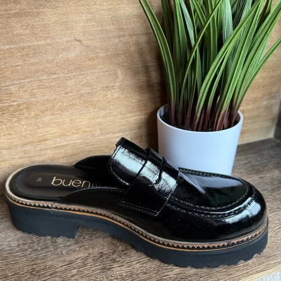 NEW Bueno Black Patent Amber Women's Open Back Clog