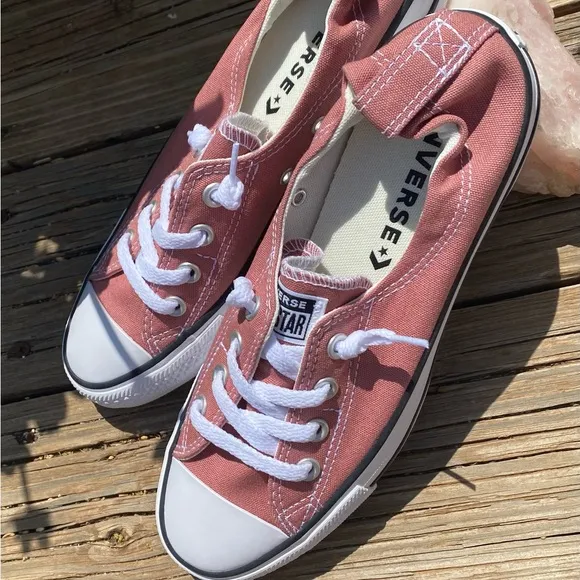 NEW Converse All Stars. Peachy pink. Slip on. Size 9. Canvas.