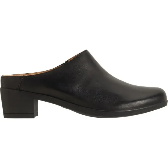 NEW Dansko Carrie Clogs - Nubuck For Women in black 563
