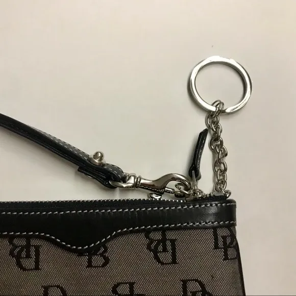 New Dooney &amp; Bourke Wristlet or Clutch with Keychain