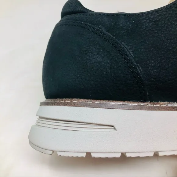 New Dr. Scholl’s Invert Pebbled Leather Derby Oxfords