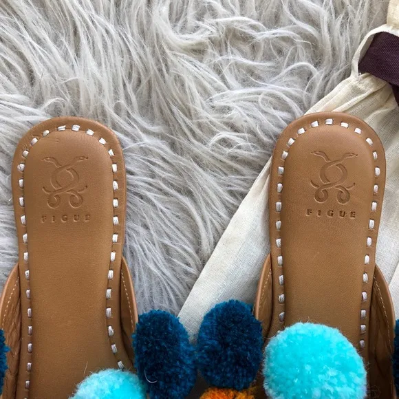 New Figue Diamond Ikat Iris Slides