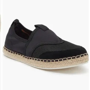 New Gentle Souls by Kenneth Cole Lizzy Sporty comfortable black 7.5 canvas