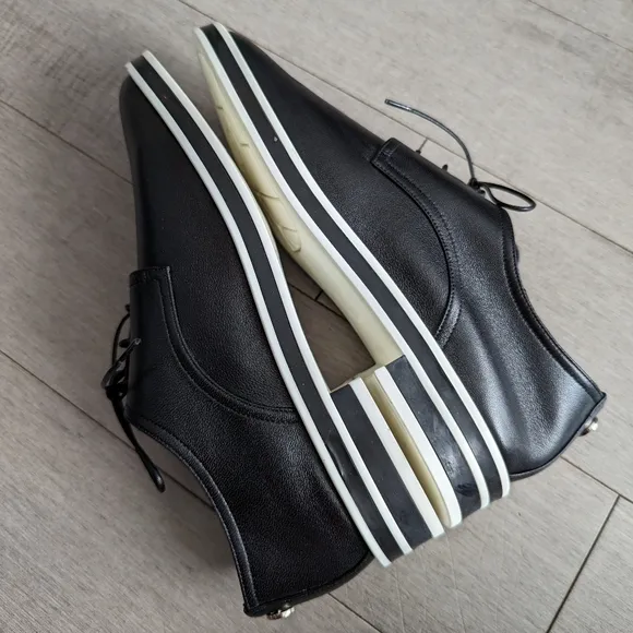 NEW Giorgio Armani Black leather Oxford size 37