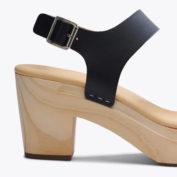NEW IN BOX Nisolo All-Day Open Toe Clog in Black, Size 8