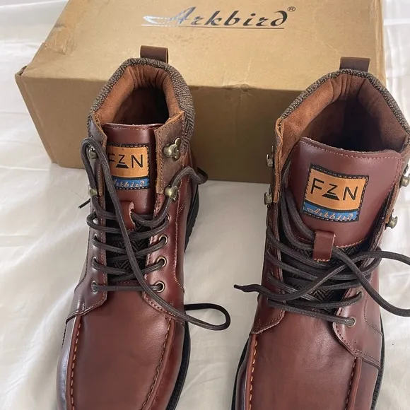 New in the box Arkbird boots