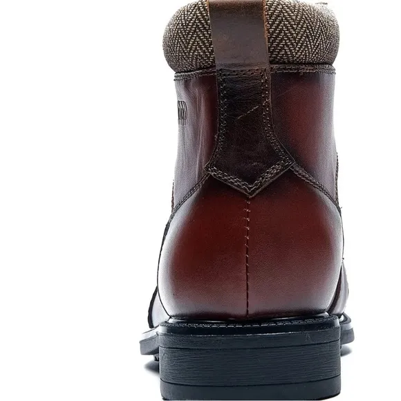 New in the box Arkbird boots