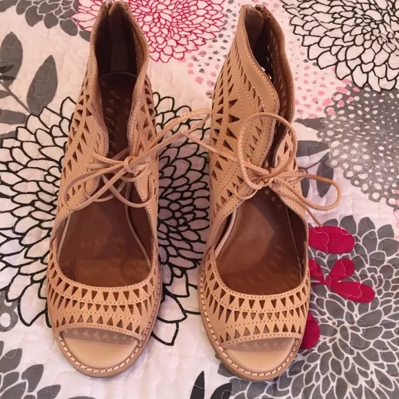 NEW Jeffrey Campbell Cordillo Sandal 9.5 Ankle Tie Heels