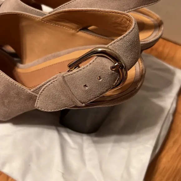 New Joie Olesia Heels