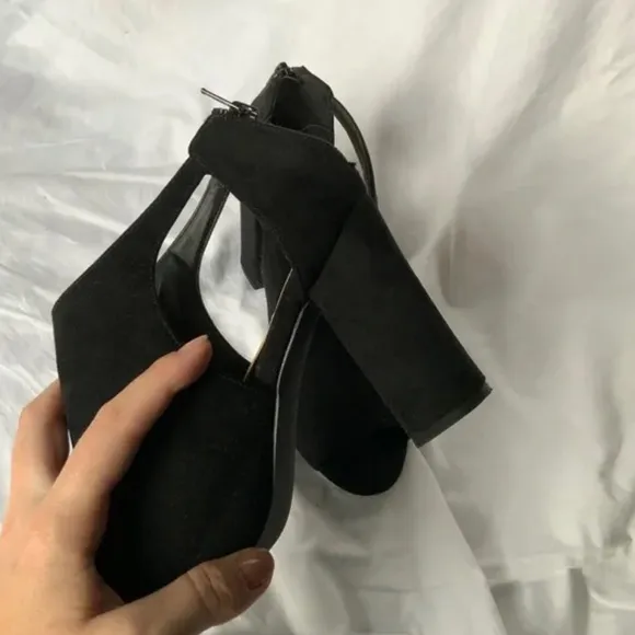 New Look UK Suede Black Block Heel Open Boots 8.5 size