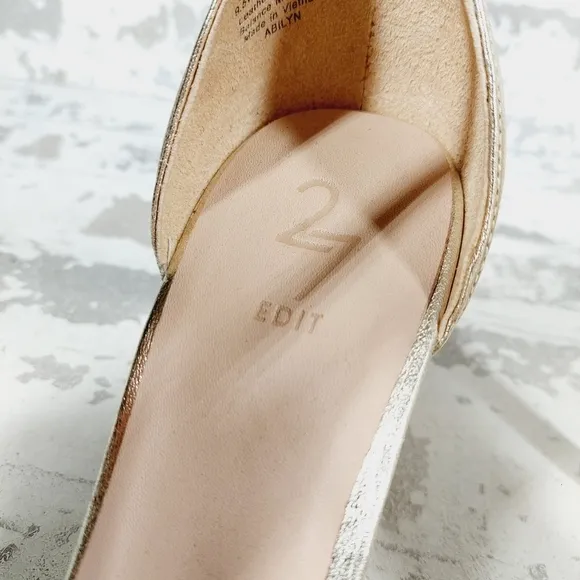 New Naturalizer 27 Edit Abilyn Wide Gold Leather Pointed Toe Heels K711