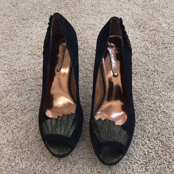 New! Poetic Licence 9M Egyptian princess heels.