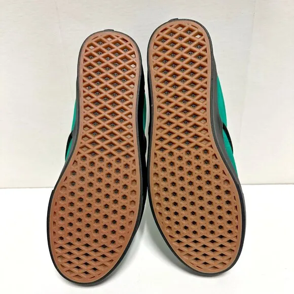 *NEW* RARE Vans Slip On Sneaker