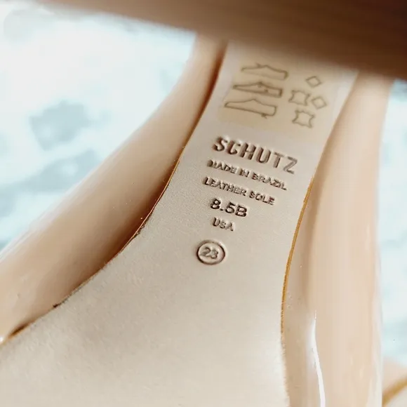 New Schutz Zayne New Pressego Tan Patent Leather Platform Mary Jane Pumps D1048