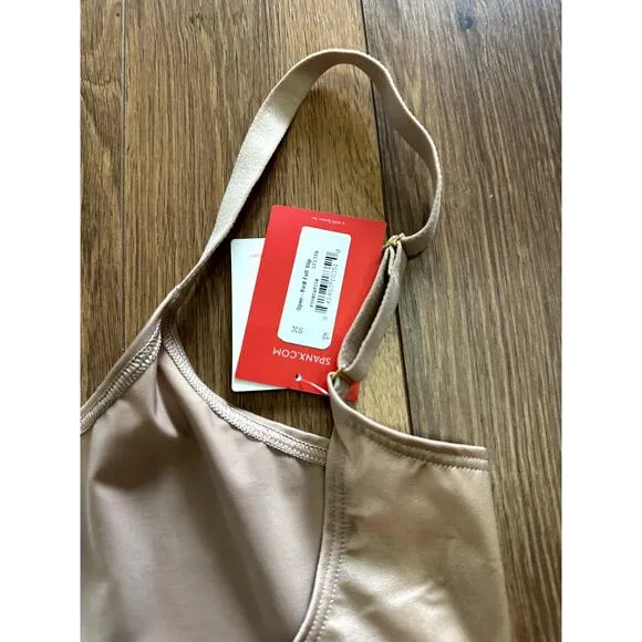 New SPANX SmartGrip Open-Bust Full Foundation Slip Size XS